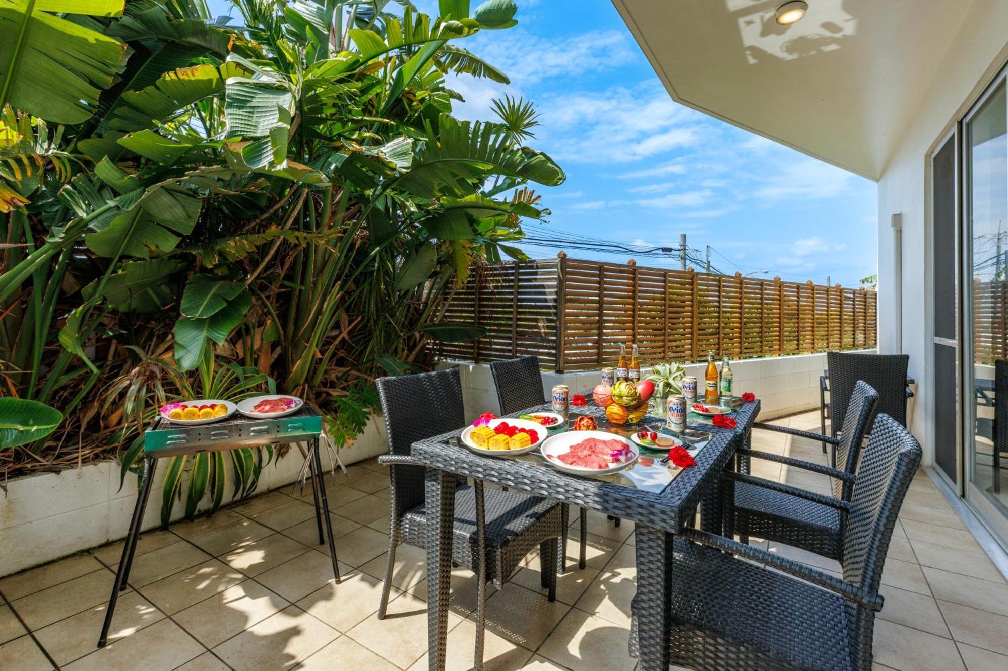 Вилла Terrace Garden Okinawa Онна Экстерьер фото